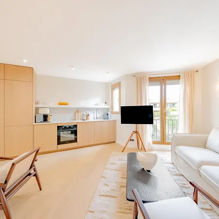 Cosy, Flat - 1bdr 4p - Near The Beaches 아파트 쎙뜨호뻬